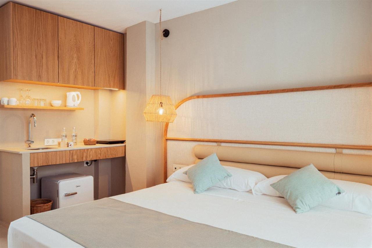 Ama Ibiza (Adults Only) Hotell Playa d'en Bossa Rum bild